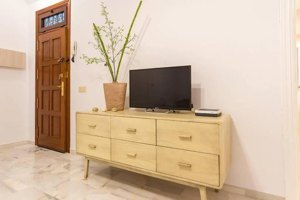 Tgh/ Malaga Centro Carreteria Apartment