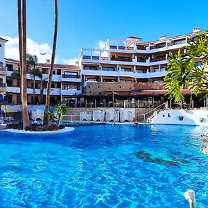https://precioso-estudio-con-terraza-privada-y-piscina.in-canary-islands.com